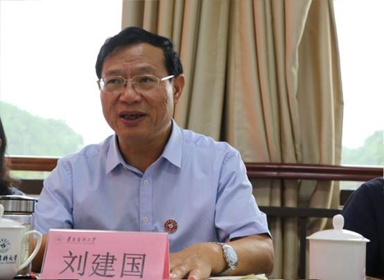 说明: H:\毛伽办公文件\​williamhill英国威廉希尔办公资料\会议记录\9月2日\照片\IMG_3426.JPG